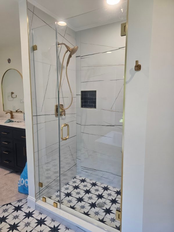 Frameless Glass Swing Shower Door